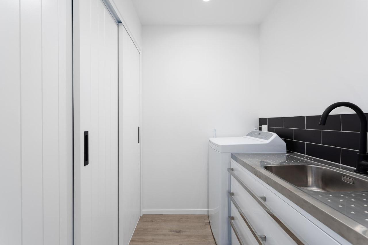 Ohope Beachside Retreat - Ohope Holiday Home מראה חיצוני תמונה