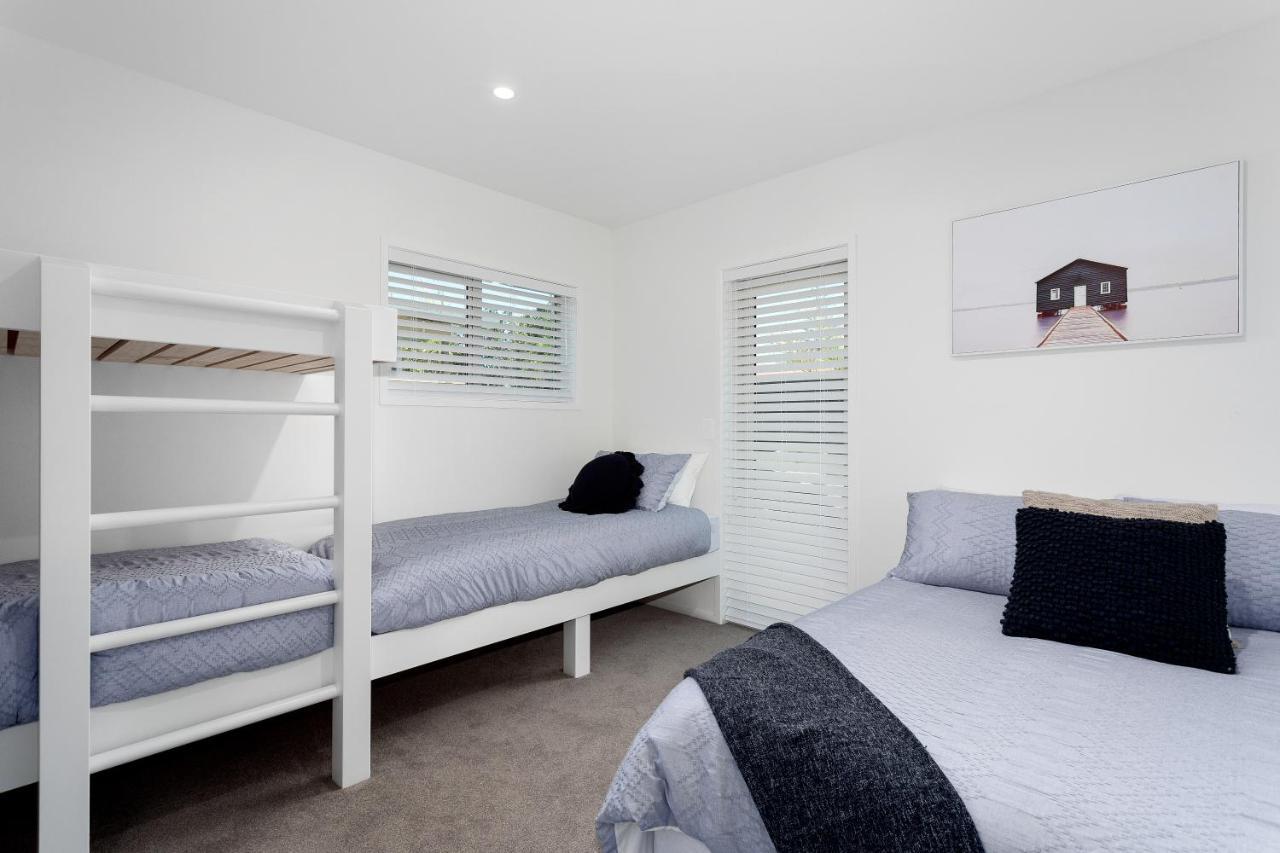 Ohope Beachside Retreat - Ohope Holiday Home מראה חיצוני תמונה